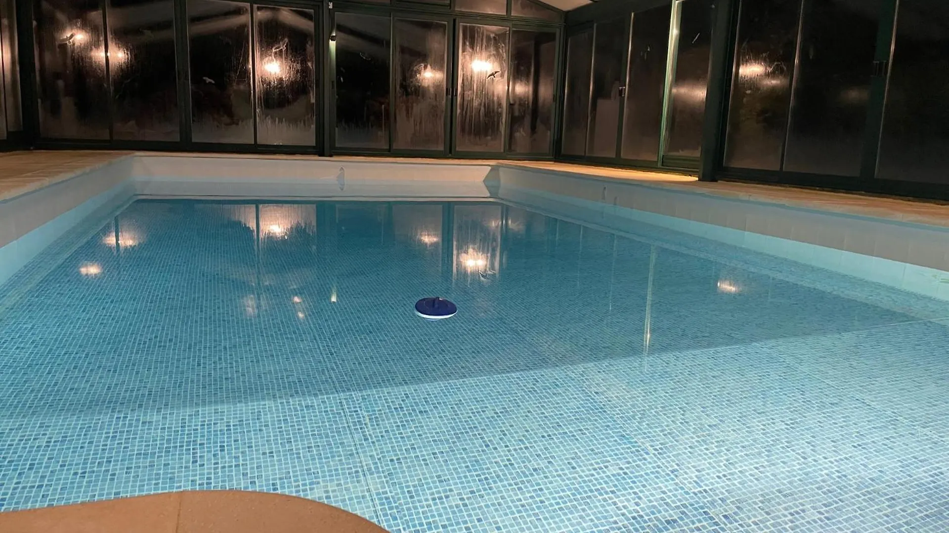 Romantic Apartment With Heated Pool And Large Park Baden 0*,